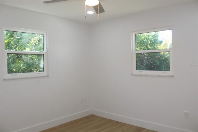 Building Photo - 7341 Hart St