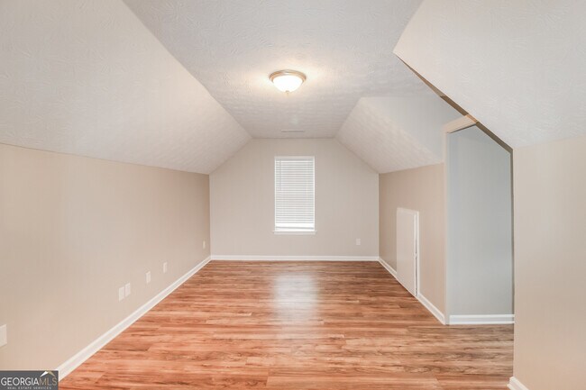 Building Photo - 80 Forest Brook Dr