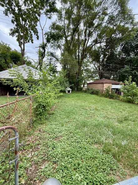Building Photo - 3040 Alvina Ave