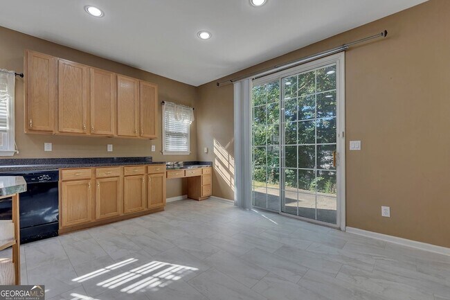 Building Photo - 3213 Juniper Dr