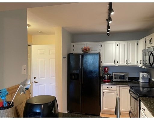 Building Photo - 500 Colonial Dr