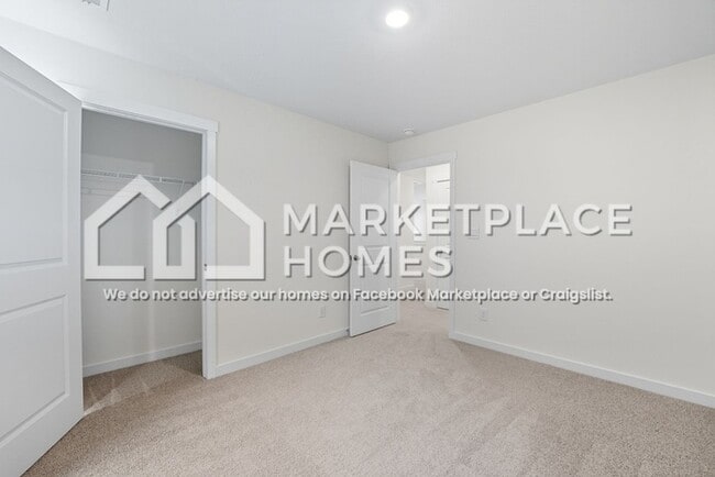 Building Photo - 4151 Hines Ln NE