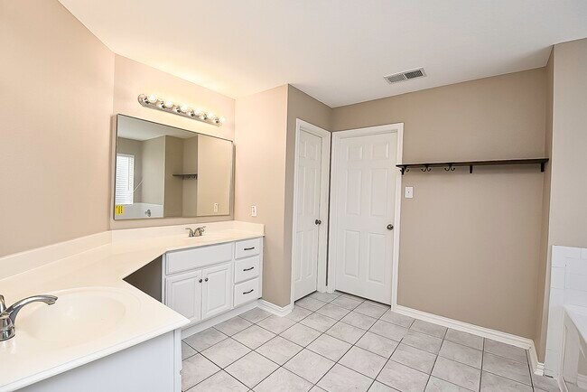 Building Photo - 23730 Ayscough Ln