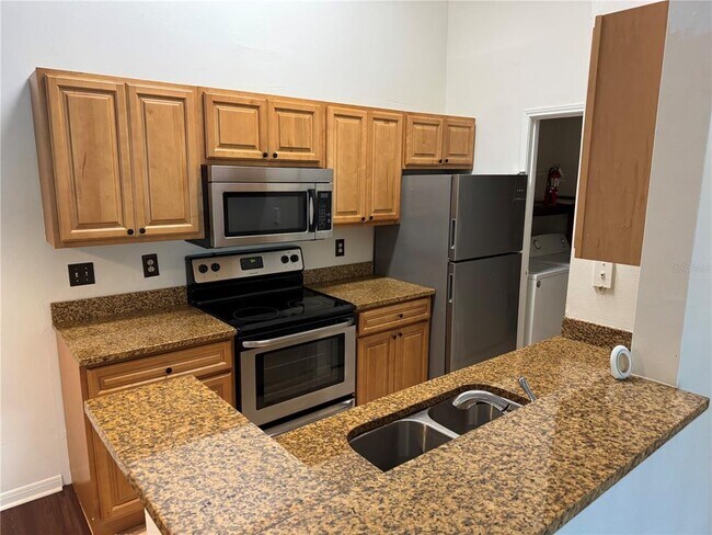 Building Photo - 2516 Grassy Point Dr