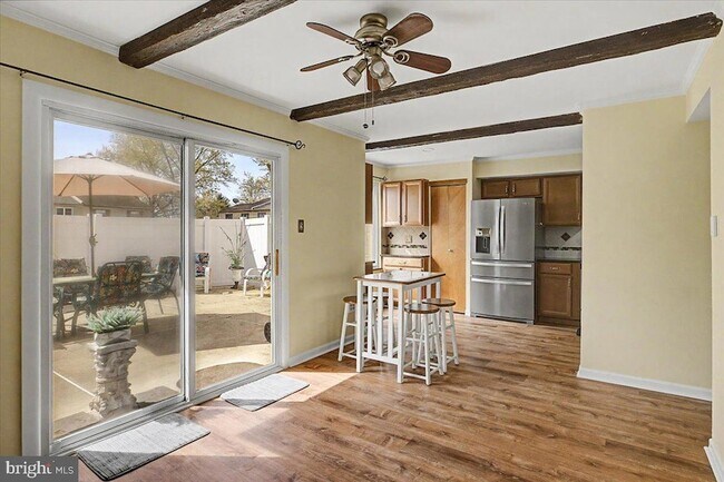 Building Photo - 2282 Suzann Dr