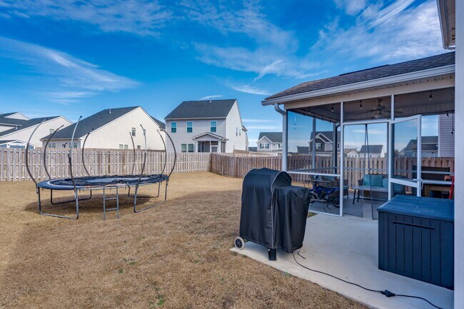 Building Photo - Beautiful, Almost New Home Located in The Desirable Elgin, SC