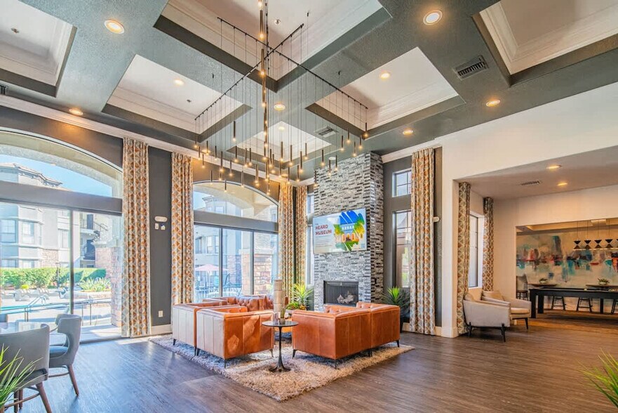 Building Photo - 7455 N 95th Ave