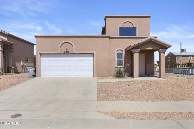 Building Photo - 2300 Glitter St