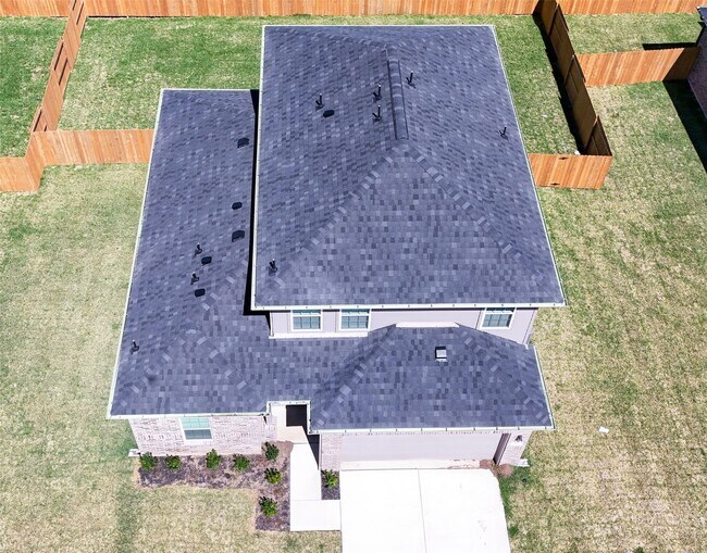 Building Photo - 410 Magnolia Ln