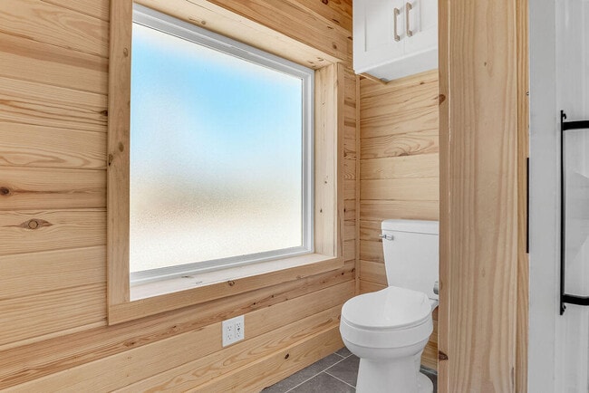 Building Photo - 498 Alabama St