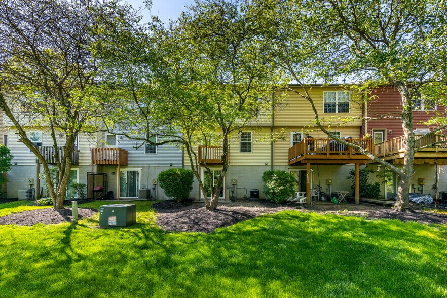 Building Photo - 698 Slate Hollow Ct