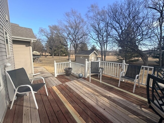 Building Photo - Furnished house for rent