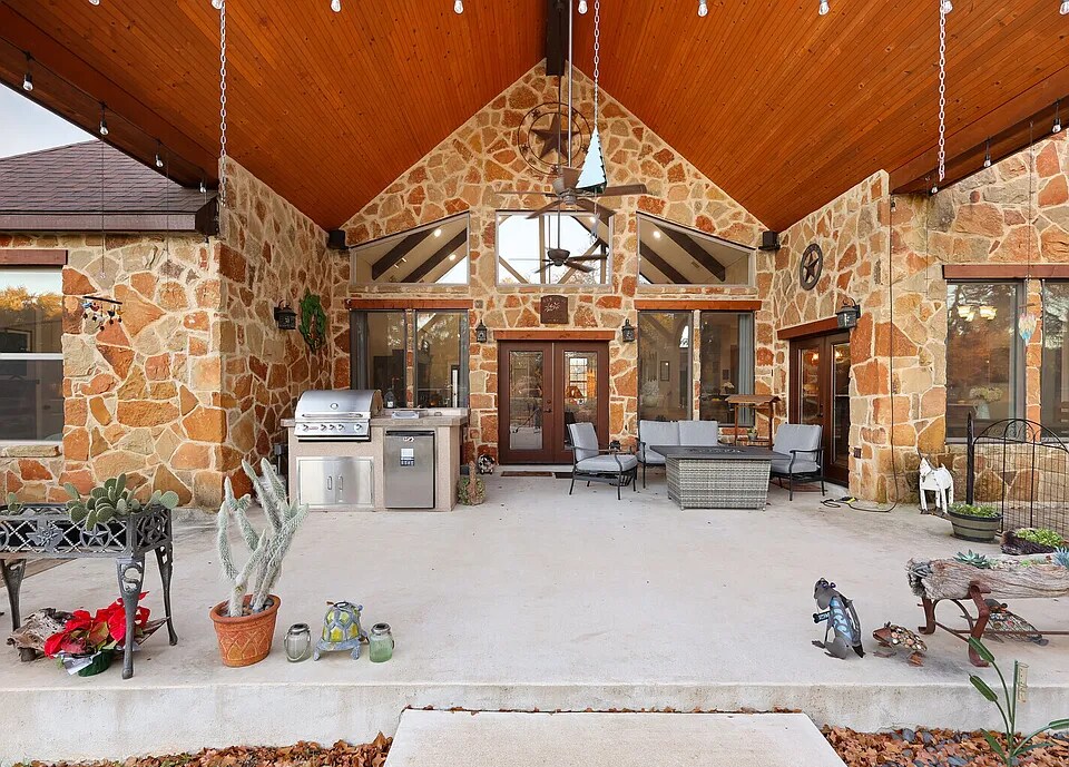 Building Photo - 103 Rio Grande Dr