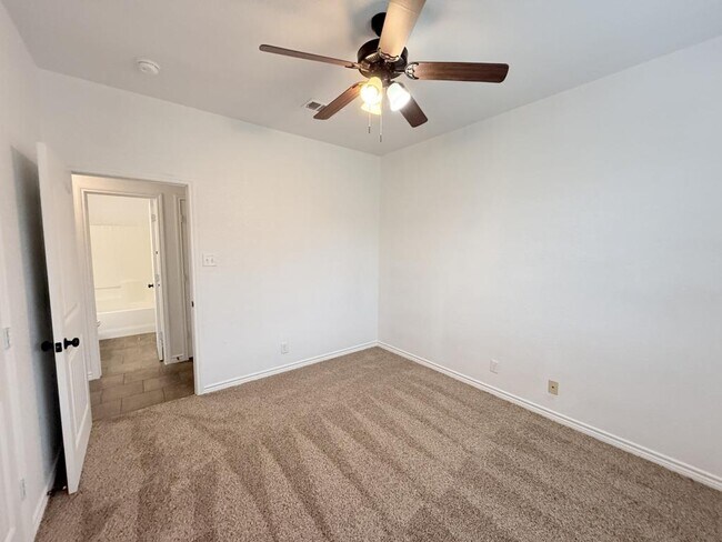 Building Photo - 3906 Anvil Range Rd