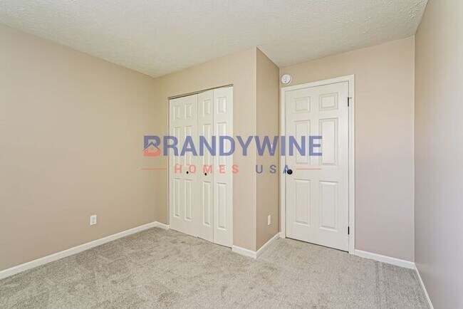 Building Photo - Finished Basement -MOVE IN SPECIAL - MAY F...