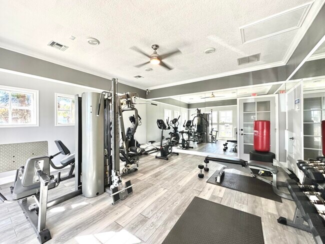 Building Photo - 815 Boynton Beach Blvd