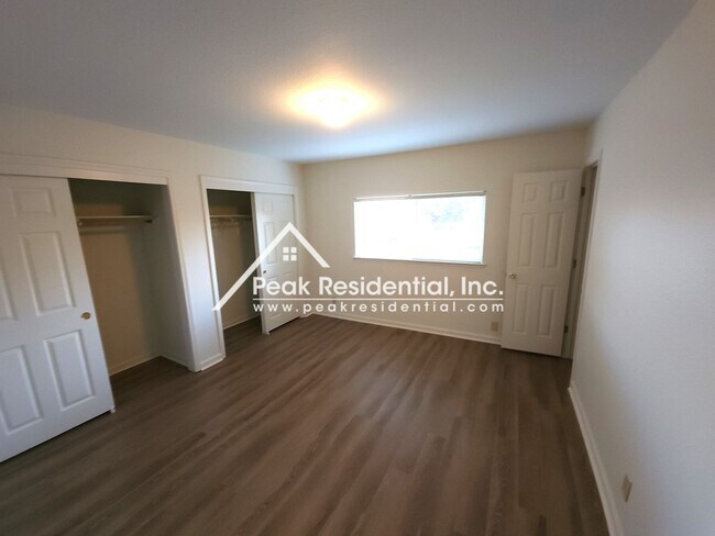 Building Photo - Talisman201