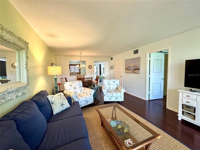 Building Photo - 5216 Lake Village Dr
