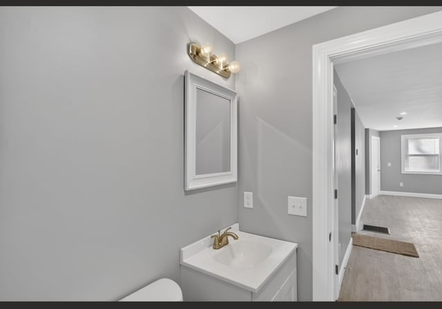 Building Photo - 122 Brookside Ave