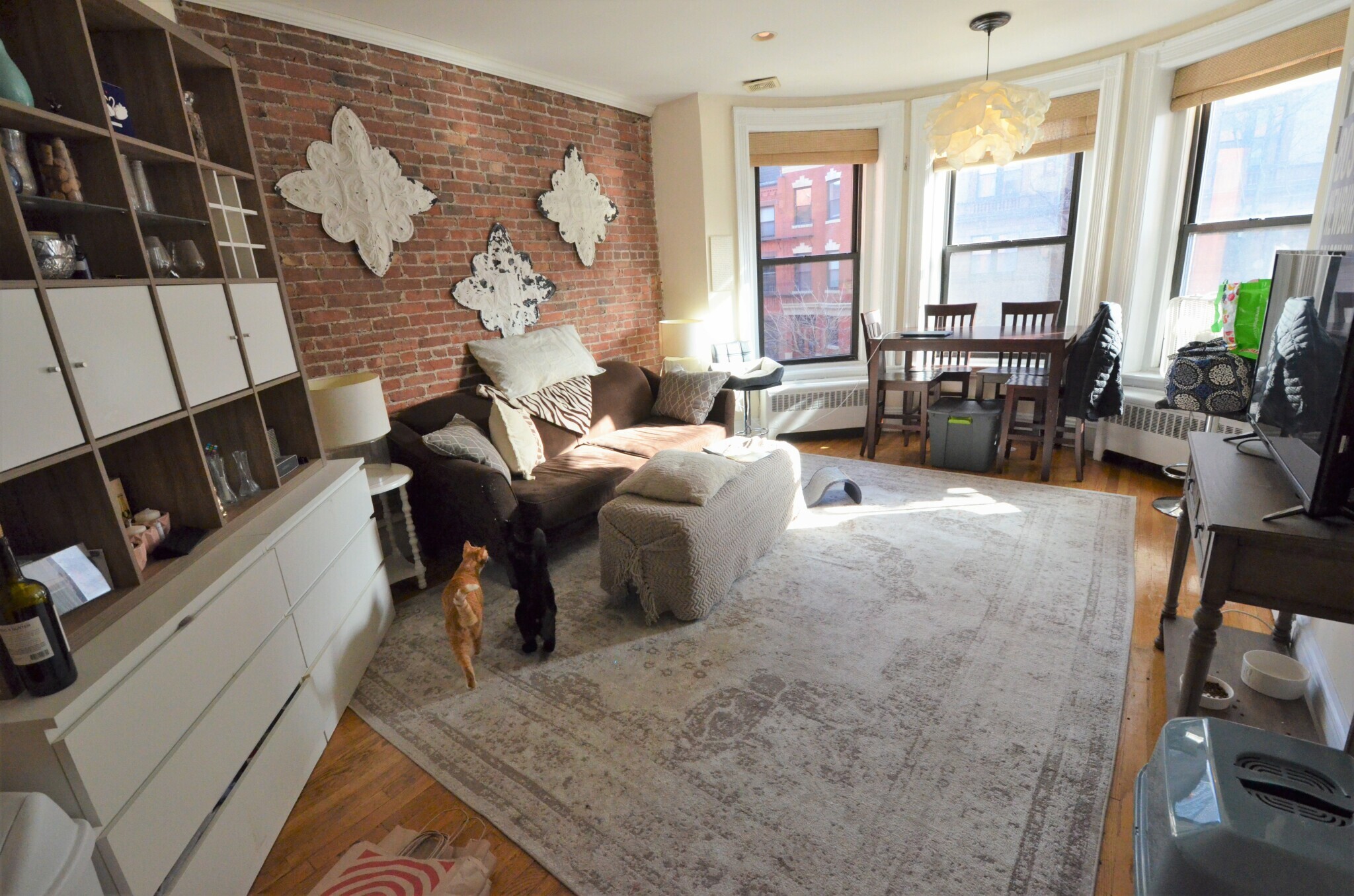 Building Photo - 407 Marlborough St