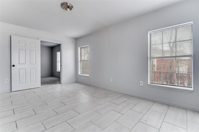 Building Photo - 7911 Wanebe Dr