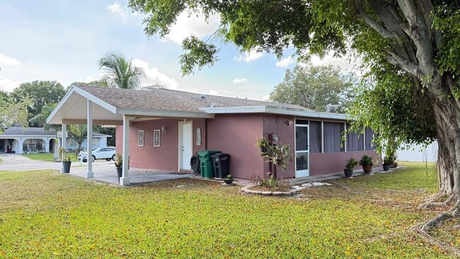 Building Photo - 864 SE Festivo Ct