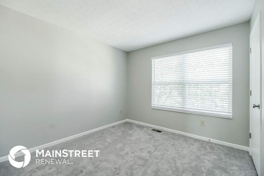 Building Photo - 2284 Brookbank Dr