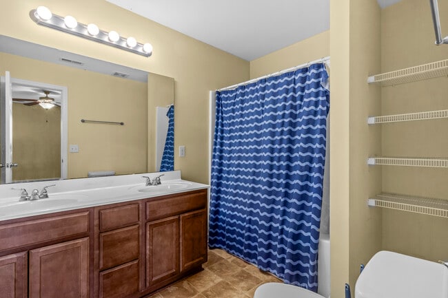 Building Photo - 313 Burley Dr