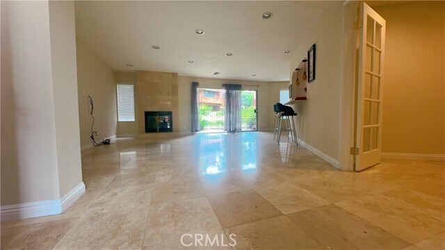 Building Photo - 348 S Prospectors Rd