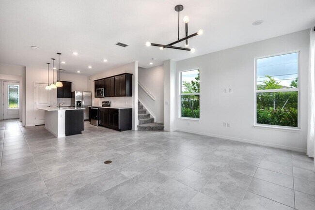 Building Photo - 6096 Rancho Ln