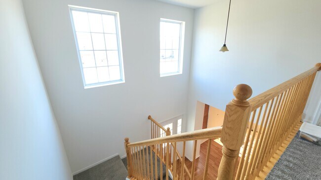 Building Photo - 360 Grape Vine Trl