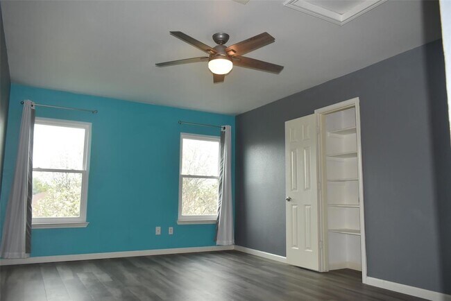 Building Photo - 1308 Casa Blanca Cove