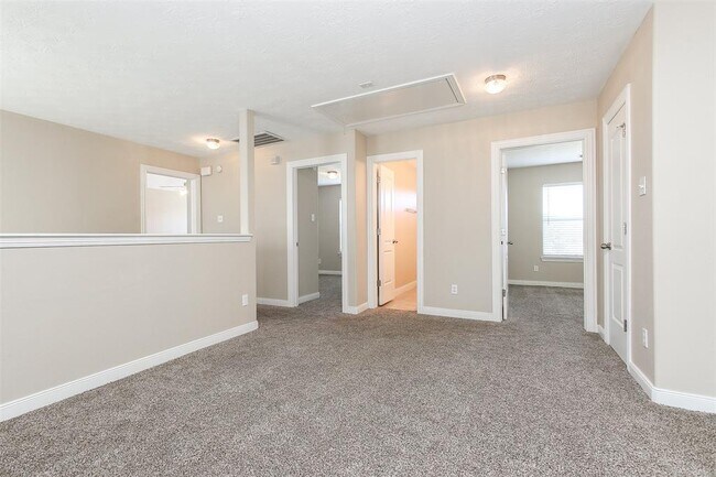 Building Photo - 24006 Lestergate Dr