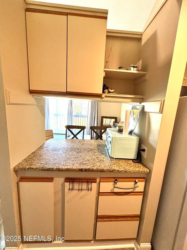 Building Photo - 1255 Ponce Island Dr