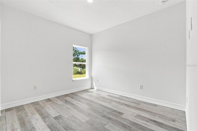 Building Photo - 16337 SW 17th Terr Rd