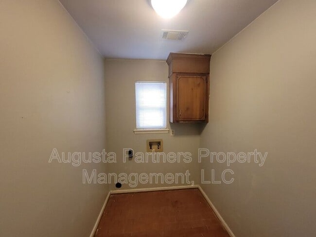 Building Photo - 4768 Red Leaf Ct