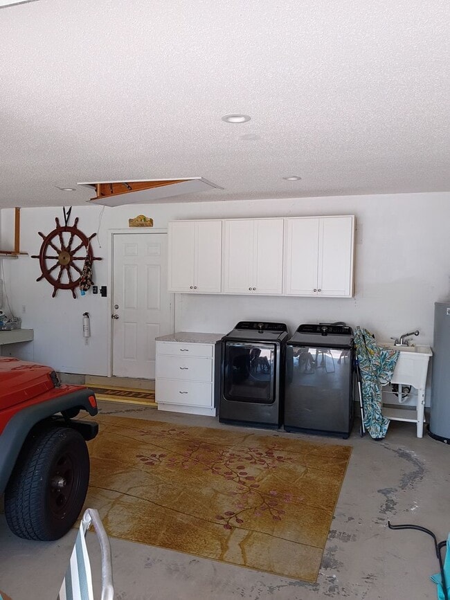 Building Photo - BRIDGEPORT