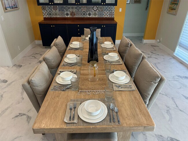 Building Photo - 1820 Bel Air Ave