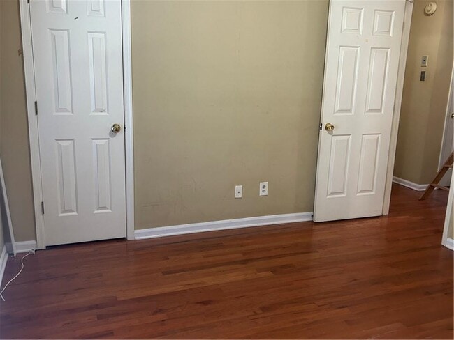 Building Photo - 2051 Bishop Creek Dr