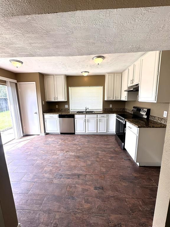 Building Photo - 2307 Edgedale Dr