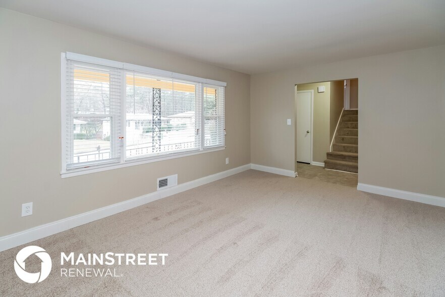 Building Photo - 3919 Wisteria Ln SW