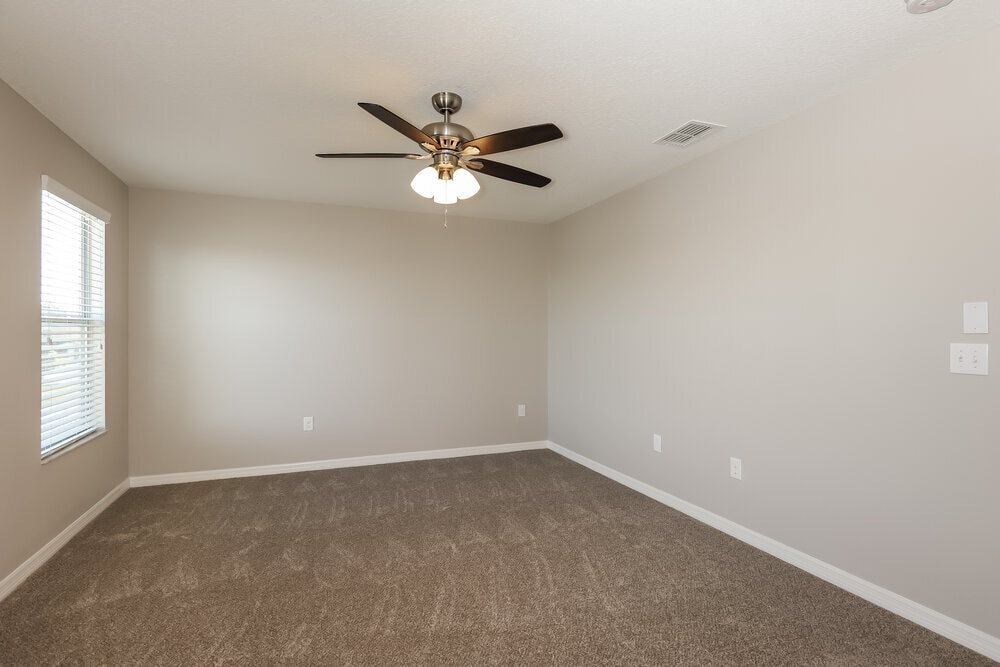 Building Photo - 1048 Seminole Sky Dr