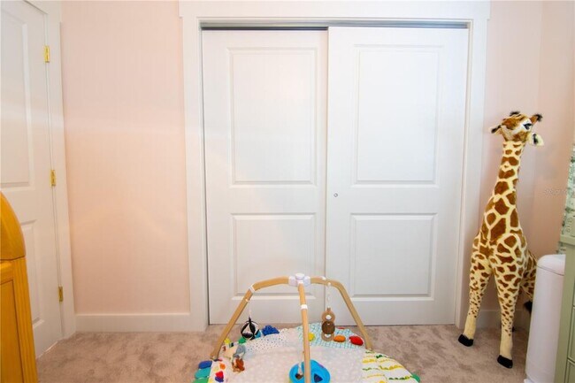 Building Photo - 600 43rd Ave NE