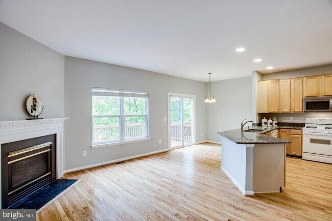 Building Photo - 12476 Casbeer Dr
