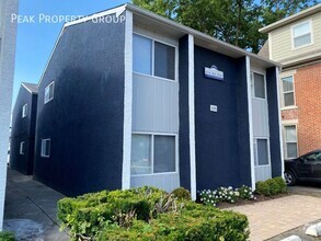 Building Photo - Available Fall 2025! 2 Bedroom Apartment N...