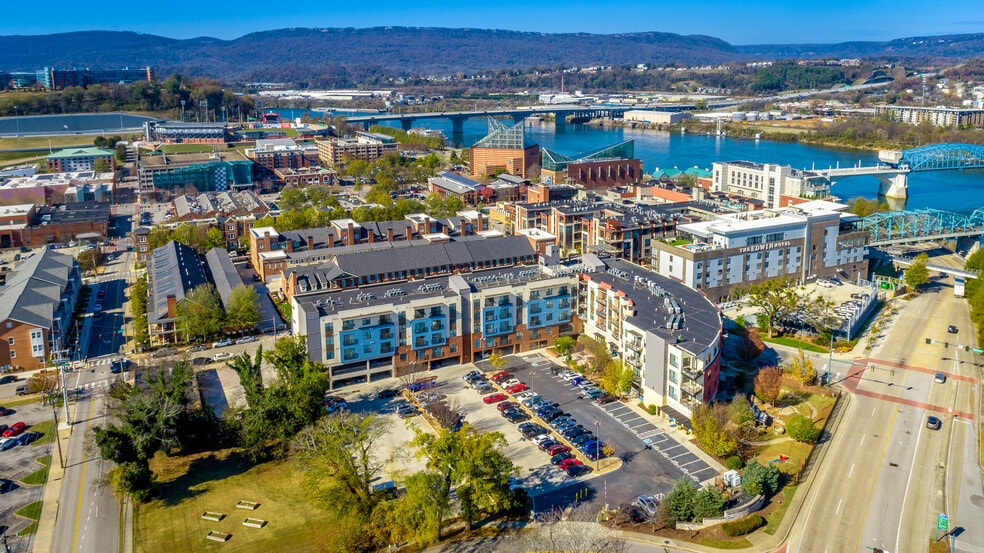 Building Photo - Walnut Commons