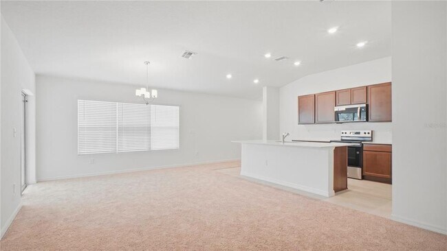 Building Photo - 2942 Lavanda Dr