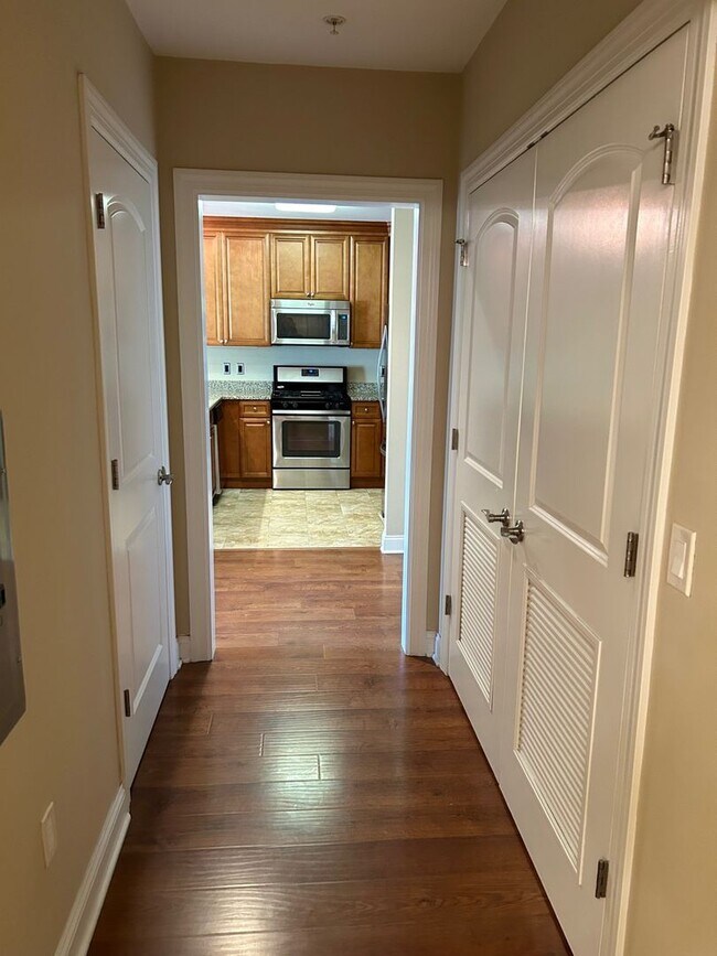 Building Photo - Gorgeous 55+ Community Steps from Saddle River Trail