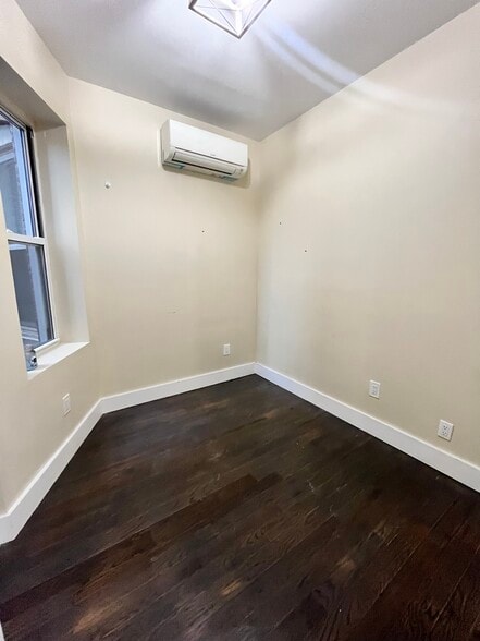 270 Hancock Ave 2 - 271 Hancock Ave