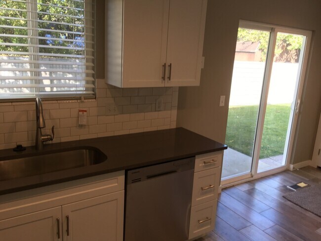 Building Photo - 10 W 1200 S